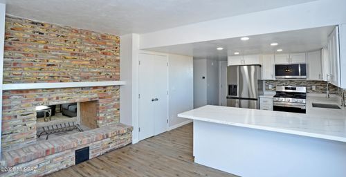 3150 W Camino Del Saguaro, Tucson, AZ, 85745 | Card Image