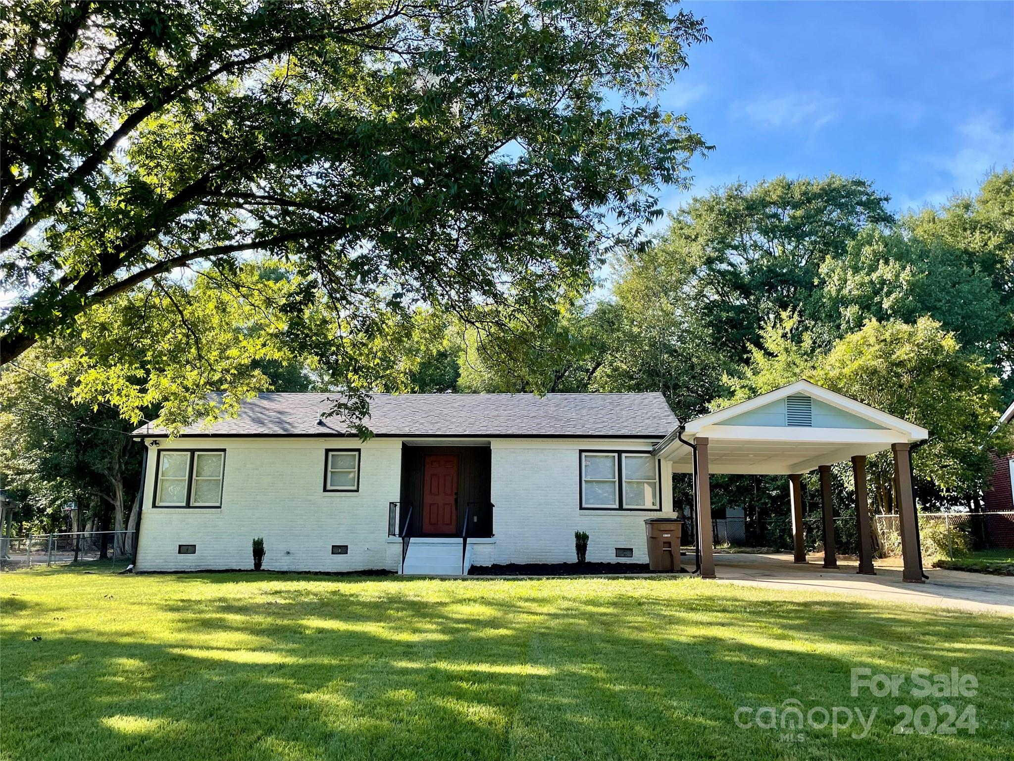 Eastview St, Shelby, NC 28152