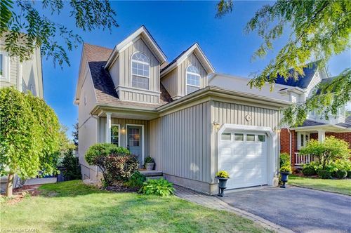 15 Pettitt Dr, Guelph, ON, N1E7G7 | Card Image