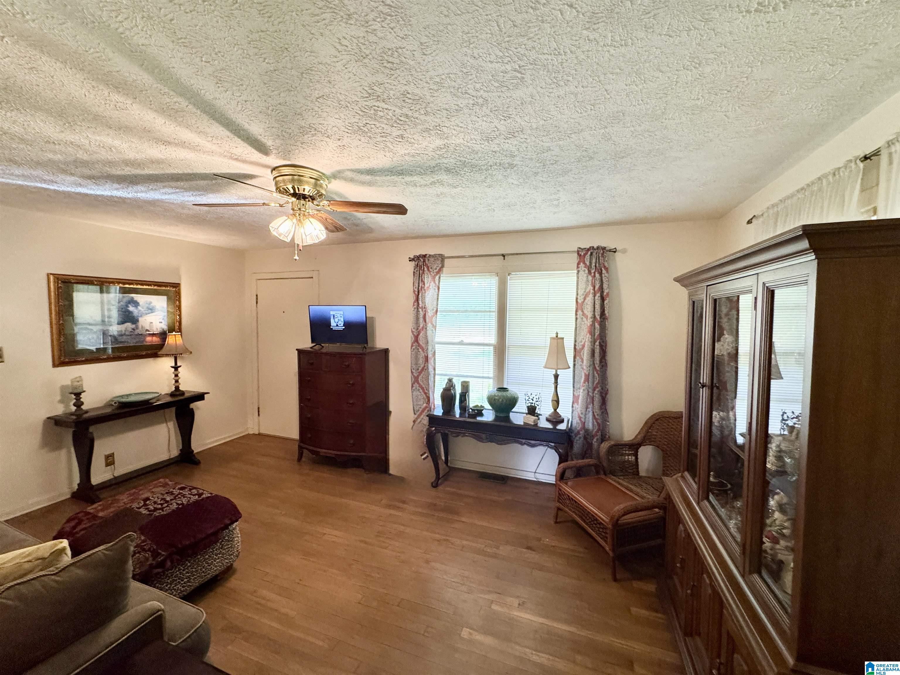 Residential in TALLADEGA 5