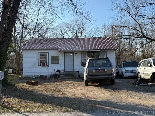 2101 S Johnstone Ave, Bartlesville, OK, 74003-6500 | Card Image