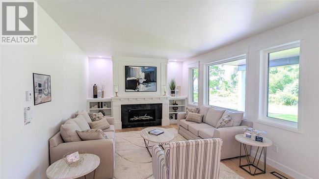 7007 Blue Coast Hts, House other with 5 bedrooms, 4 bathrooms and null parking in Camlachie ON | Image 8