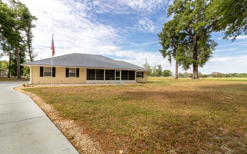 300 Sw Brighton Ct, Fort White, FL, 32038-3360 | Card Image