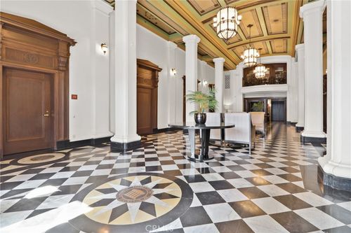 212-835 Locust Ave, Long Beach, CA, 90813-5851 | Card Image