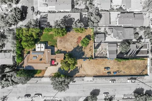 13520 Fenton Ave, Sylmar, CA, 91342-7227 | Card Image