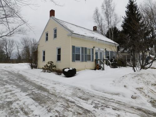29 S Main Street, Solon, ME, 04979 | Card Image