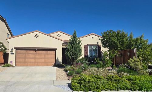 2140 Garnet Way, Hollister, CA, 95023-6667 | Card Image