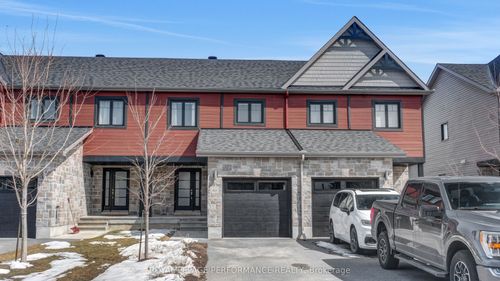 313 Twilight Avenue, Russell, ON, K4R0E3 | Card Image