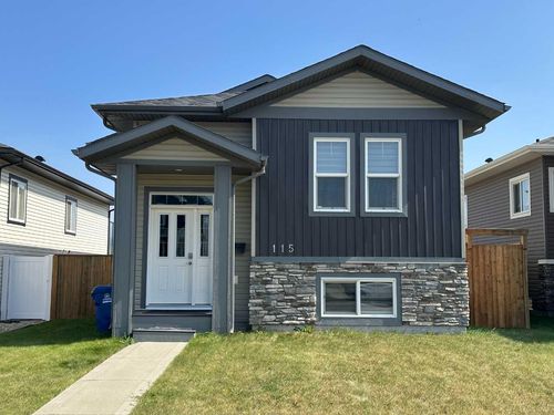 115 Aurora Heights Blvd, Blackfalds, AB, T4M0N6 | Card Image