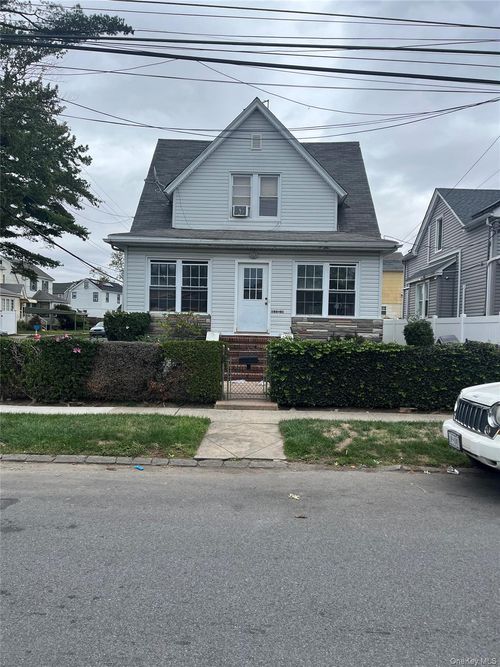 19401 Nashville Blvd, Springfield Gardens, NY, 11413-1150 | Card Image