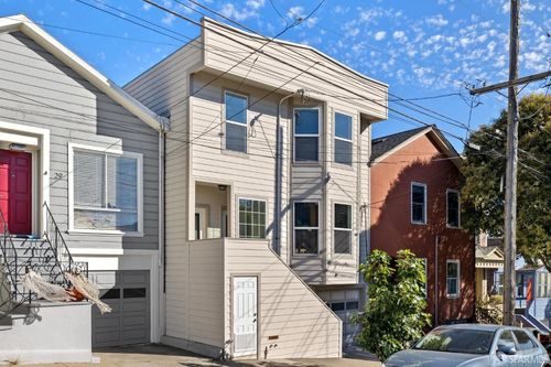 33 Cuvier Street, San Francisco, CA, 94112 | Card Image