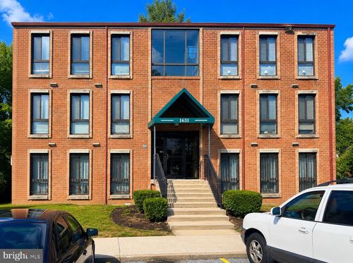301-1631 Gainesville St Se, WASHINGTON, DC, 20020-3270 | Card Image