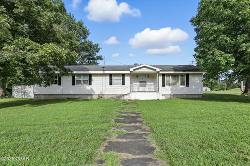 311 Wyatt Ave, Golden City, MO, 64748-8207 | Card Image