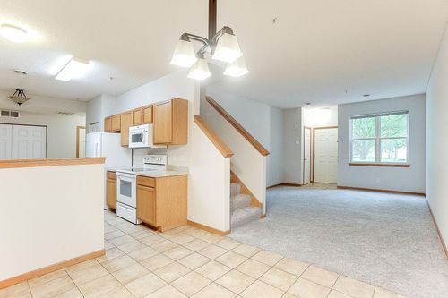 3-5040 Holly Ln N, Plymouth, MN, 55446-1759 | Card Image