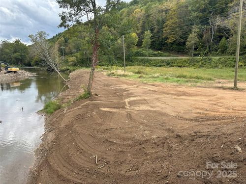 3-000 Highland Avenue Ext, Spruce Pine, NC, 28777 | Card Image