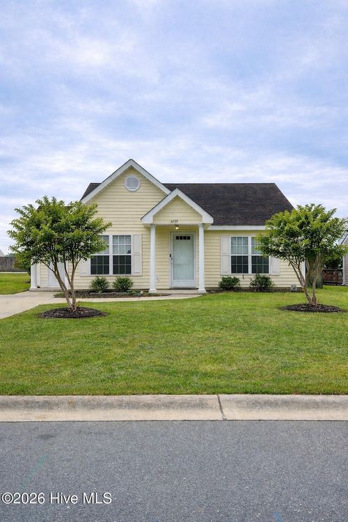 4709 Honeysuckle Ln, Rocky Mount, NC, 27804-2961 | Card Image