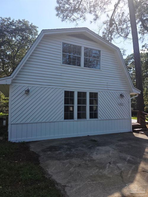 5805 Gazebo St, Milton, FL, 32583-9530 | Card Image