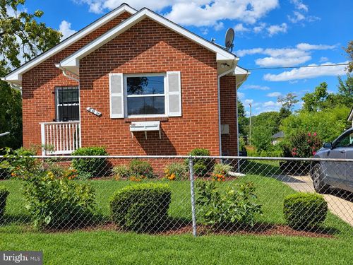 608 59th Ave, FAIRMOUNT HEIGHTS, MD, 20743-6502 | Card Image