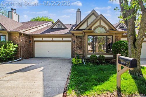 26917 Ann Arbor Trl, Dearborn Heights, MI, 48127-1061 | Card Image