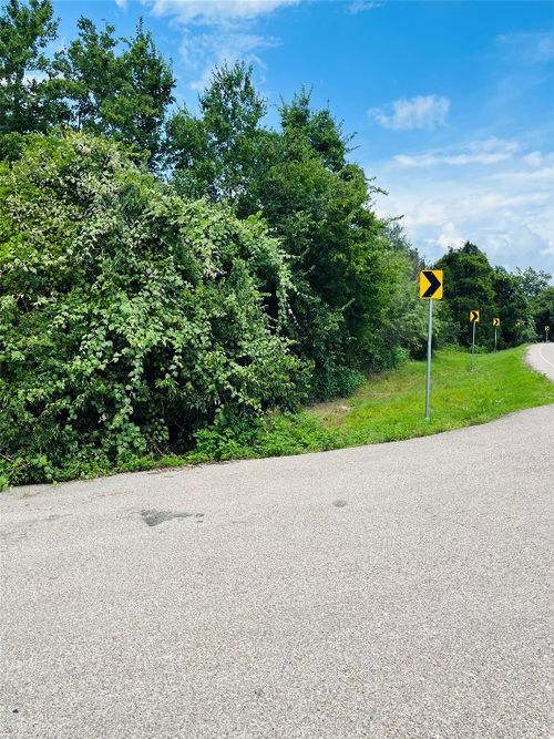 115 S Fm 908, Rockdale, TX, 76567-4300 | Card Image