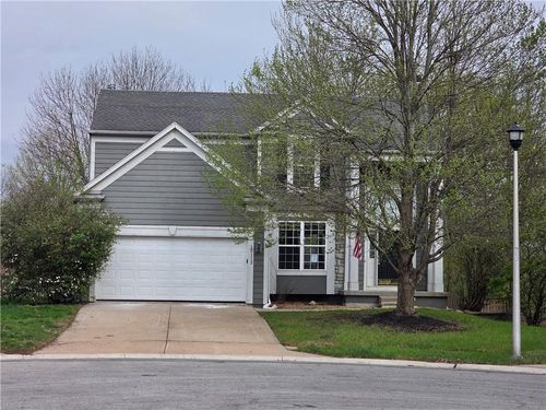 15113 W 156th Ter, Olathe, KS, 66062-3667 | Card Image