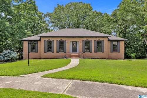 2416 6th Pl Nw, Center Point, AL, 35215-2222 | Card Image