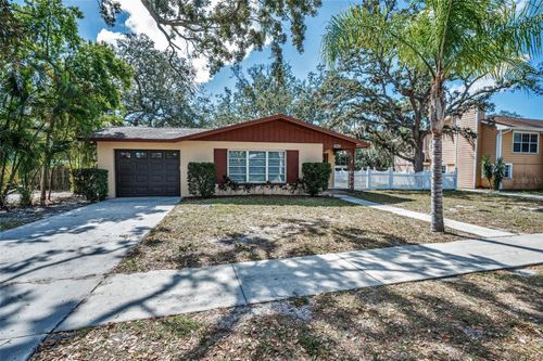 411 Kentucky Avenue, CRYSTAL BEACH, FL, 34681 | Card Image