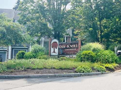 apt-6e-84 Walpole St, Canton, MA, 02021-1837 | Card Image