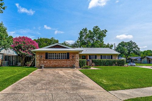 734 Kingswood Ave, Richardson, TX, 75080-3121 | Card Image