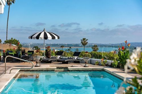 2402 Alto Cerro Cir, San Diego, CA, 92109-1540 | Card Image