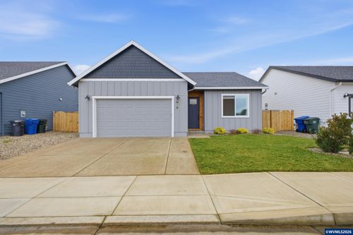 5424 49th Av, Salem, OR, 97305 | Card Image