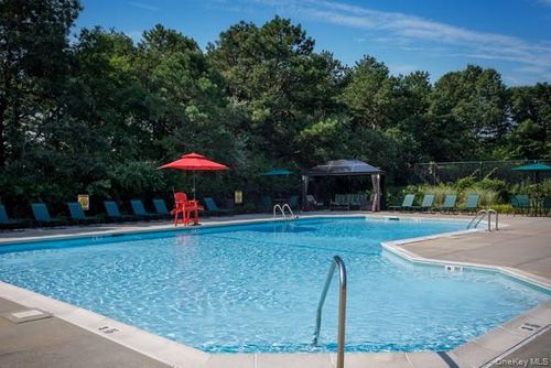 2401-1000 Saddle Rock Rd, Holbrook, NY, 11741-4817 | Card Image