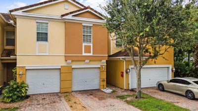 773 Pipers Cay Drive, Townhouse with 3 bedrooms, 2 bathrooms and null parking in West Palm Beach FL | Image 2