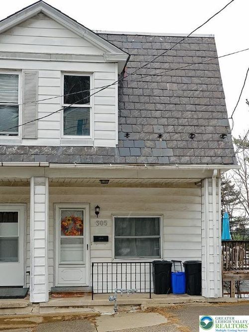 305 W 8th St, Bethlehem, PA, 18015-2901 | Card Image