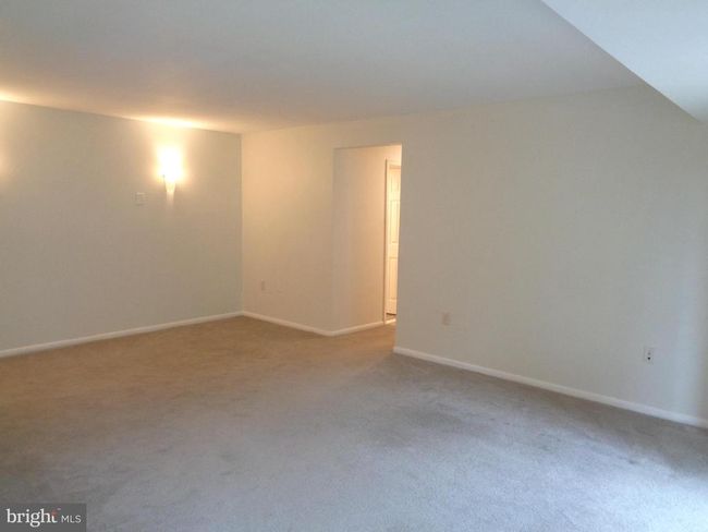 APT-104 - 1954 Kennedy Dr, Condo with 2 bedrooms, 1 bathrooms and null parking in MCLEAN VA | Image 13