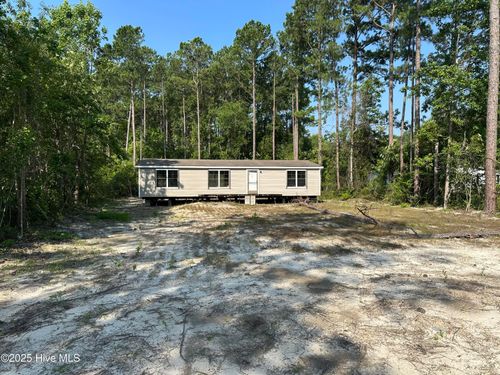 317 N Red Maple Ct, Swansboro, NC, 28584-8193 | Card Image