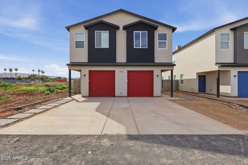 2-2813 W Trumbull Rd, Phoenix, AZ, 85043 | Card Image