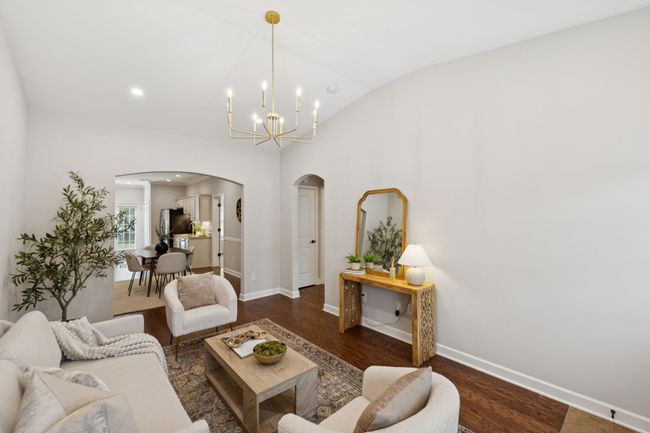 APT-295 - 1101 Downs Blvd, Condo with 2 bedrooms, 2 bathrooms and 2 parking in Franklin TN | Image 5
