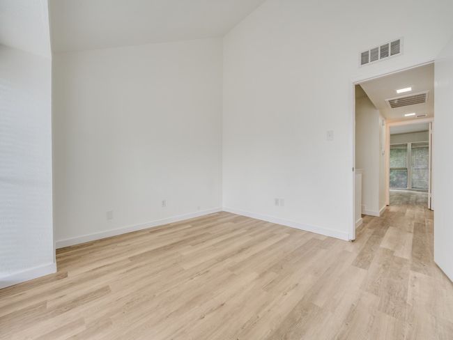 APT-1154 - 4515 N O Connor Rd, Condo with 3 bedrooms, 3 bathrooms and null parking in Irving TX | Image 13
