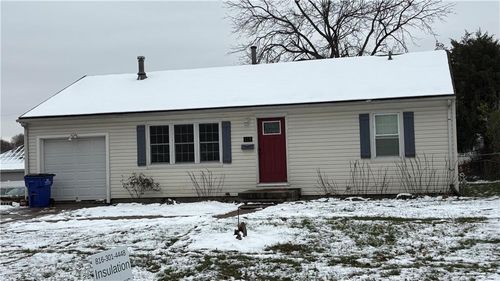 619 Ne 66th Ter, Gladstone, MO, 64118-3441 | Card Image