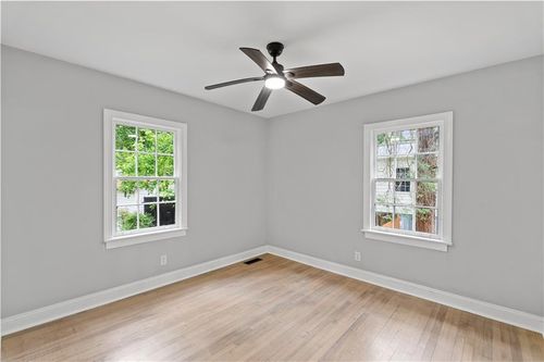 3437 Harris Dr, College Park, GA, 30337-1601 | Card Image