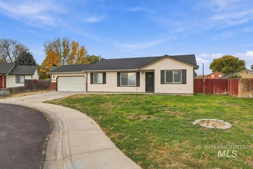 1917 Hoover St, Nampa, ID, 83686-7619 | Card Image
