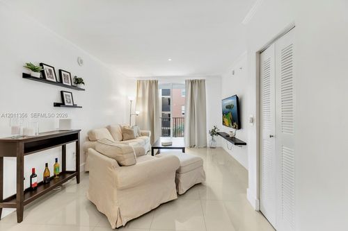 1610-17100 Bay Rd, Sunny Isles Beach, FL, 33160-3459 | Card Image