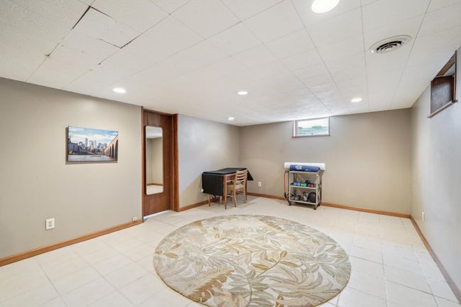 15_interior.jpg | Image 17