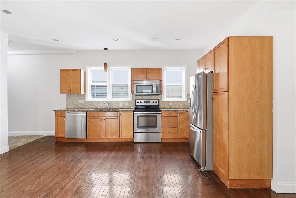 Residential Income in Chelsea 5