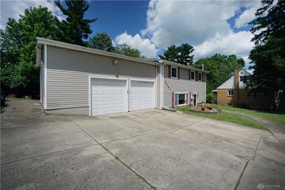 7261 Pippin Road, House other with 3 bedrooms, 2 bathrooms and null parking in Colerain Township OH | Image 2