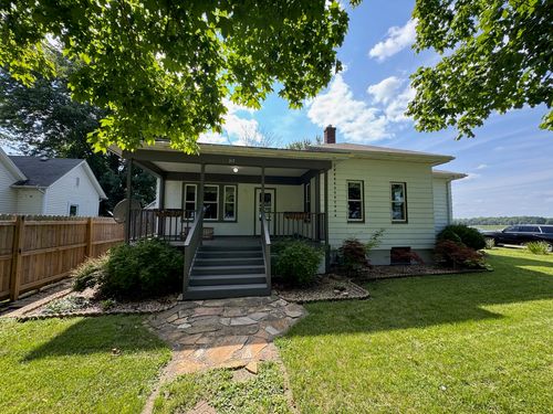 317 N Henderson St, Kenney, IL, 61749-9502 | Card Image