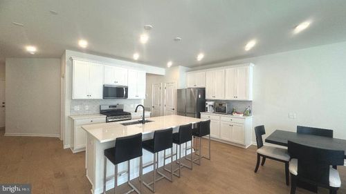 337 Milton Stamp Dr, GLEN MILLS, PA, 19342-8123 | Card Image