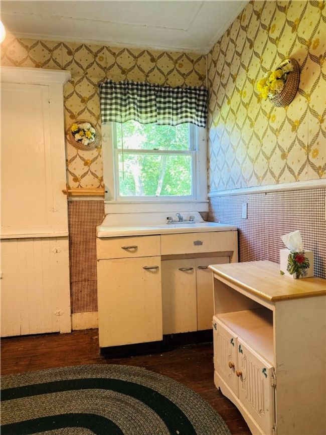 Unit 2 - Kitchen | Image 22