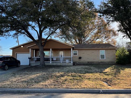 3272 Mimosa Park Dr, Richland Hills, TX, 76118-6346 | Card Image